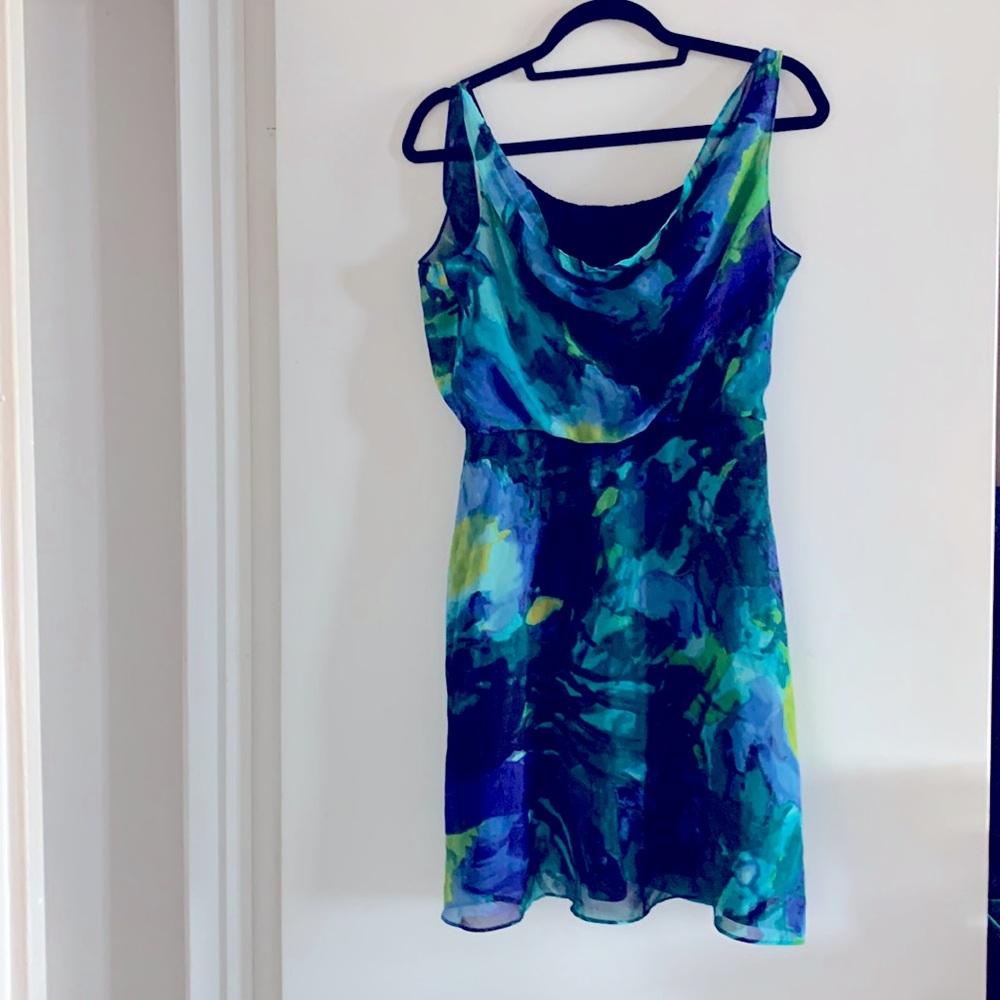 Donna Morgan blue/green pattern dress with black lace adjustable strap camisole
